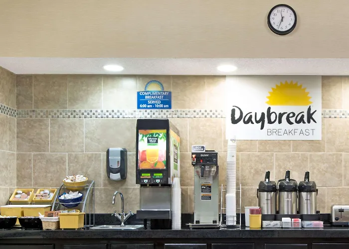 Hotel Days By Wyndham St Louis