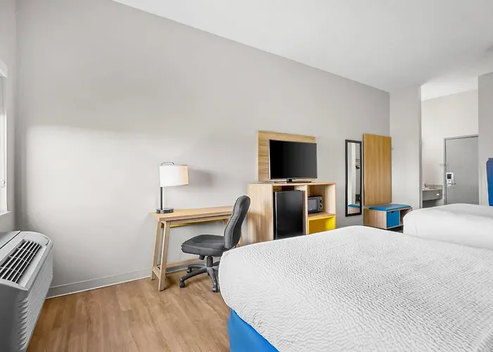 Days By Wyndham St Louis 2*
