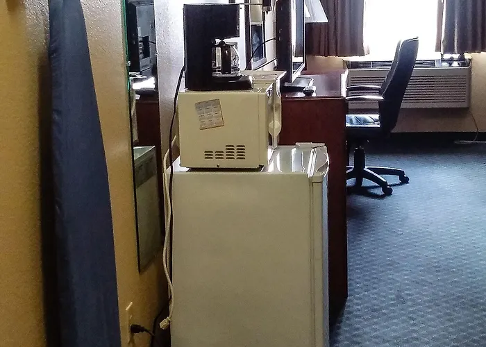 Hotel Days By Wyndham St Louis