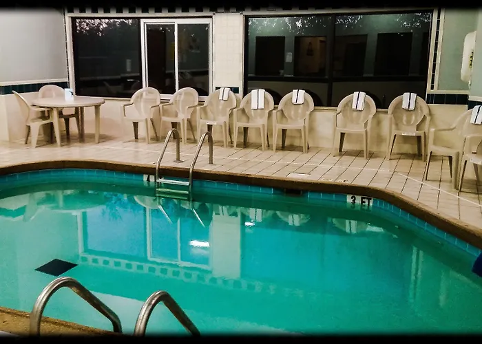 Days By Wyndham St Louis 2* Collinsville