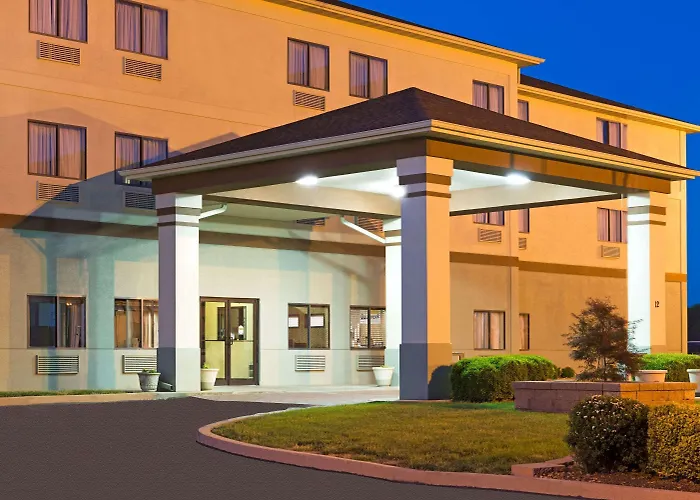 Days By Wyndham St Louis Collinsville