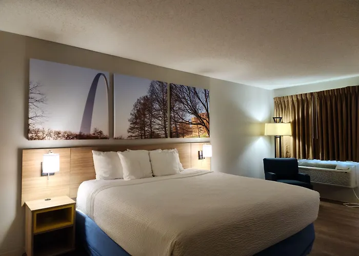 Days By Wyndham St Louis 2*