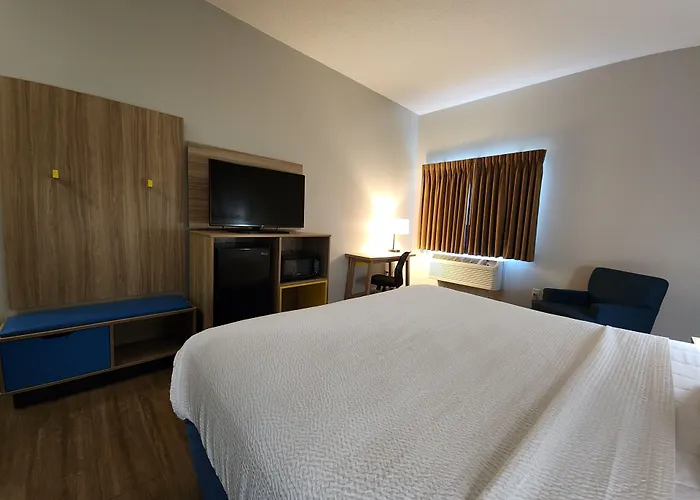 Hotel Days By Wyndham St Louis