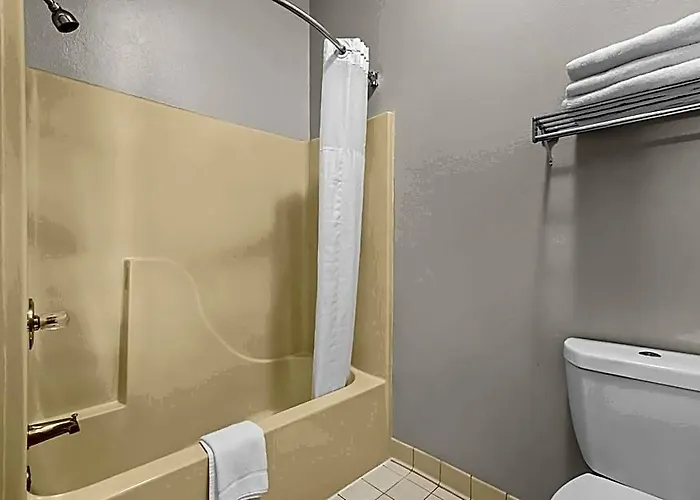 Hotel Days By Wyndham St Louis 2*